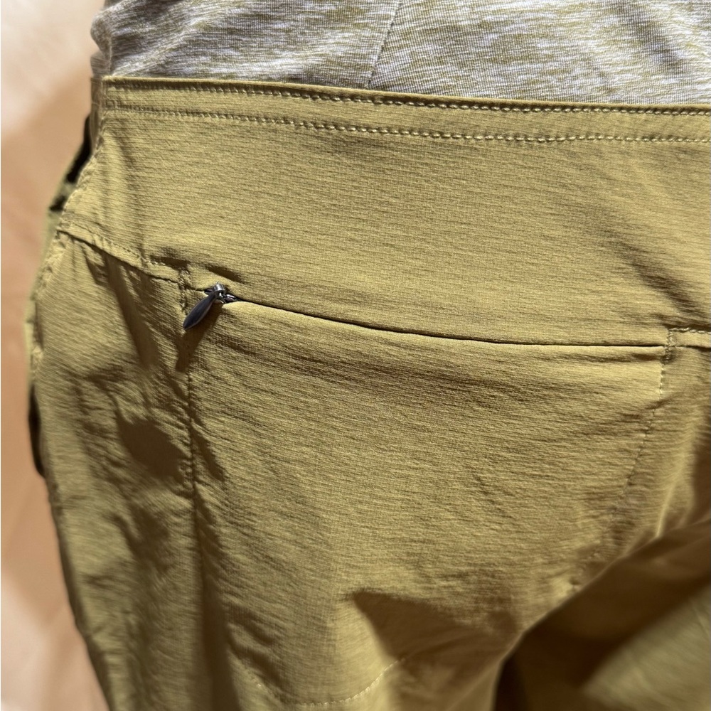 NWOT Duluth Hiking shorts size 6 - Picture 3 of 6